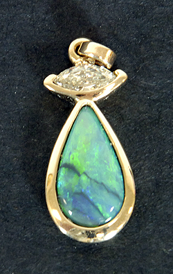 Opal/Marque Diamond
